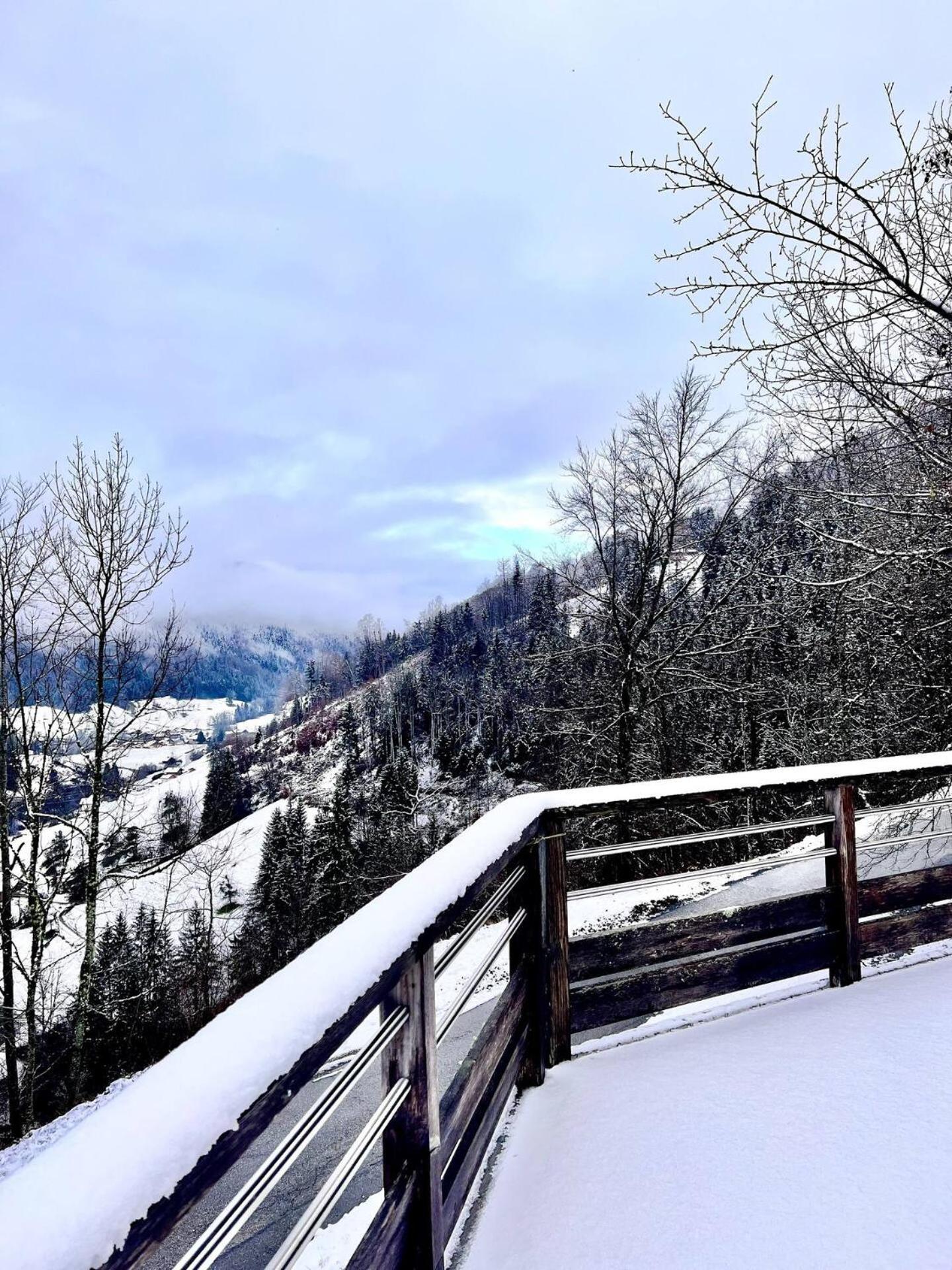 Charming Family Chalet For 8 People, With Private Hot Tub Les Clefs Экстерьер фото